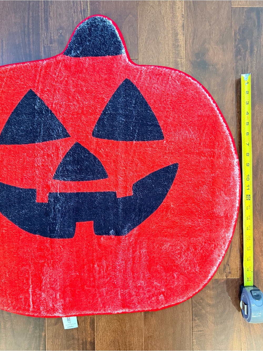 Red Pumpkin Jack-O'-Lantern Rug - Picture 3 of 4